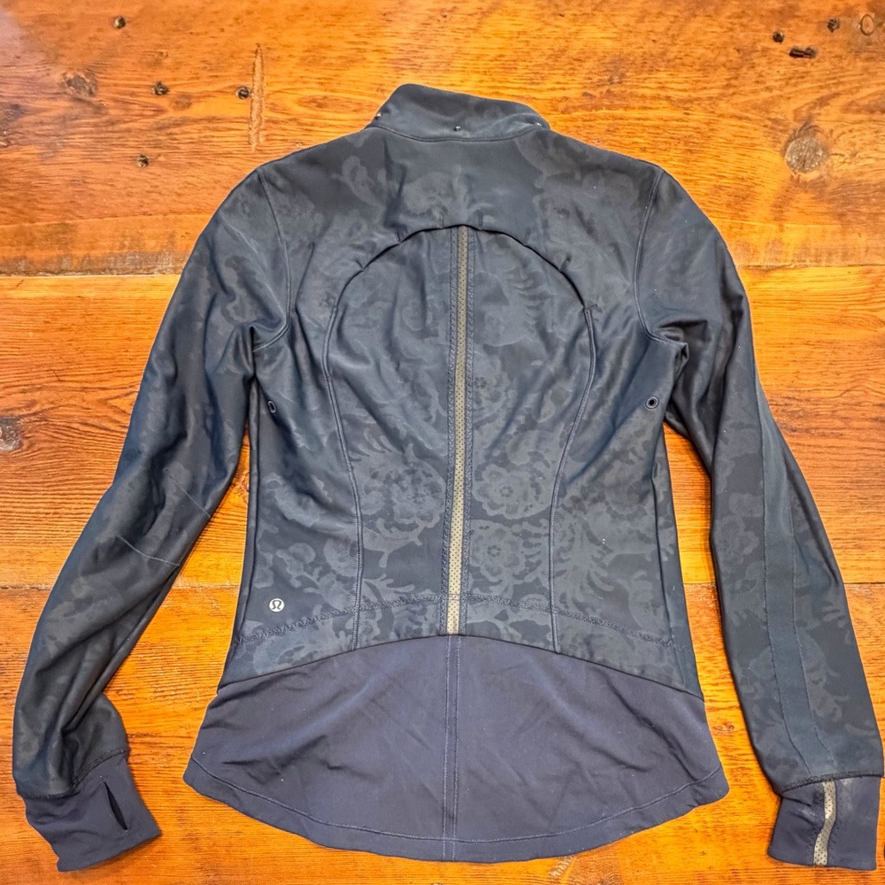 Lululemon running jacket